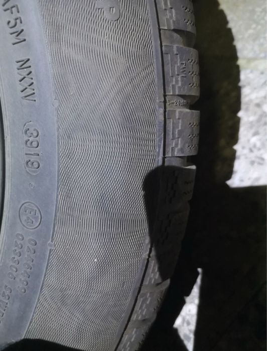 Гуми Континентал 215/60/16 Резервна гума от Тойота