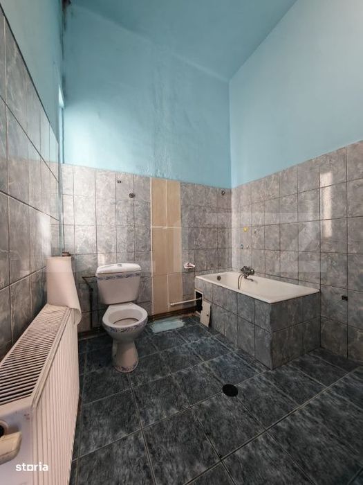 Cladire istorica, 175mp-5 camere, etaj 1, terasa si balcon, zona Iosef