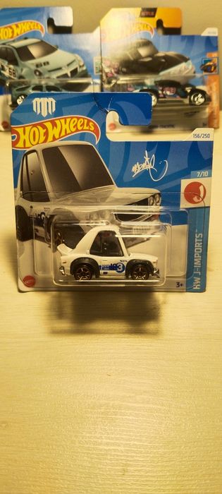Машинки Hot wheels