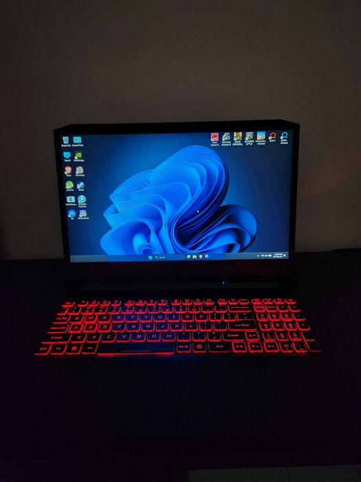 Laptop Gaming Acer Nitro 5 | i5-11400H | 32GB RAM | 2TB SSD | GTX 1650 | 144Hz