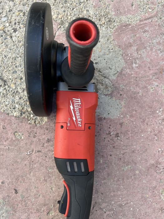 Polizor Milwaukee M18 ONEFLAG230XPDB
