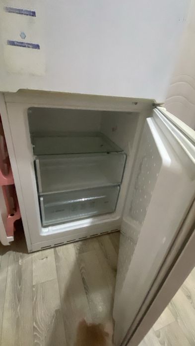 Холодильник бу бу