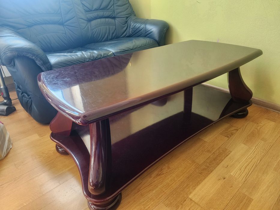 Журнальный стол.