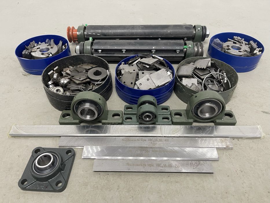 Ax abric ,ax circular ,cutite abric , set cutite cu model abric .