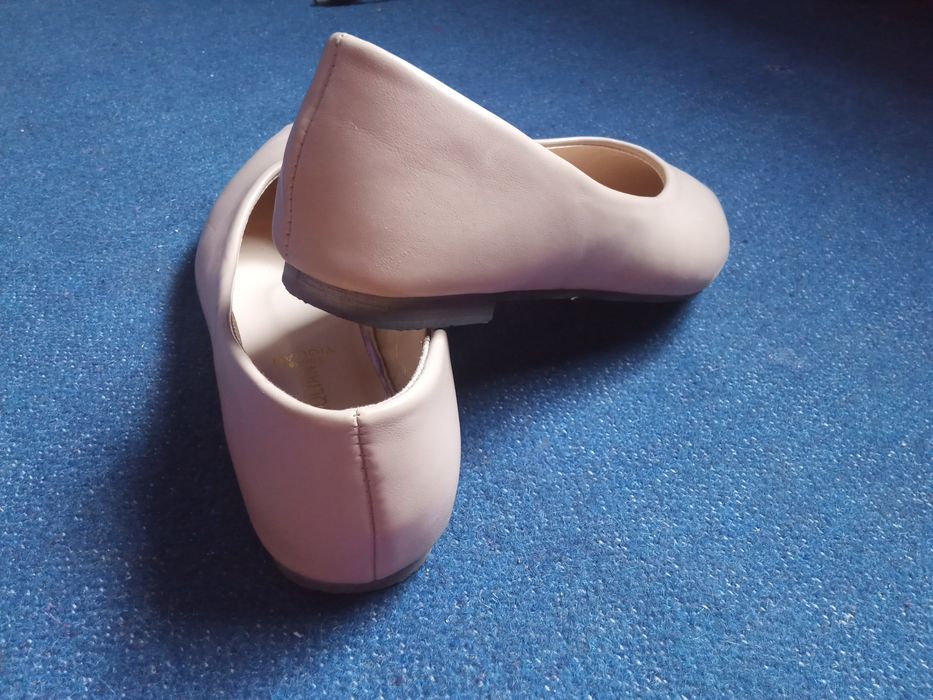 Одето всего 2 раза. Состояние хорошее.