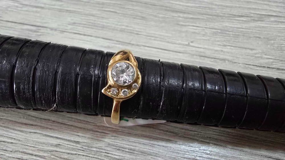 Златен пръстен 14 к 585 / 2,44 гр.