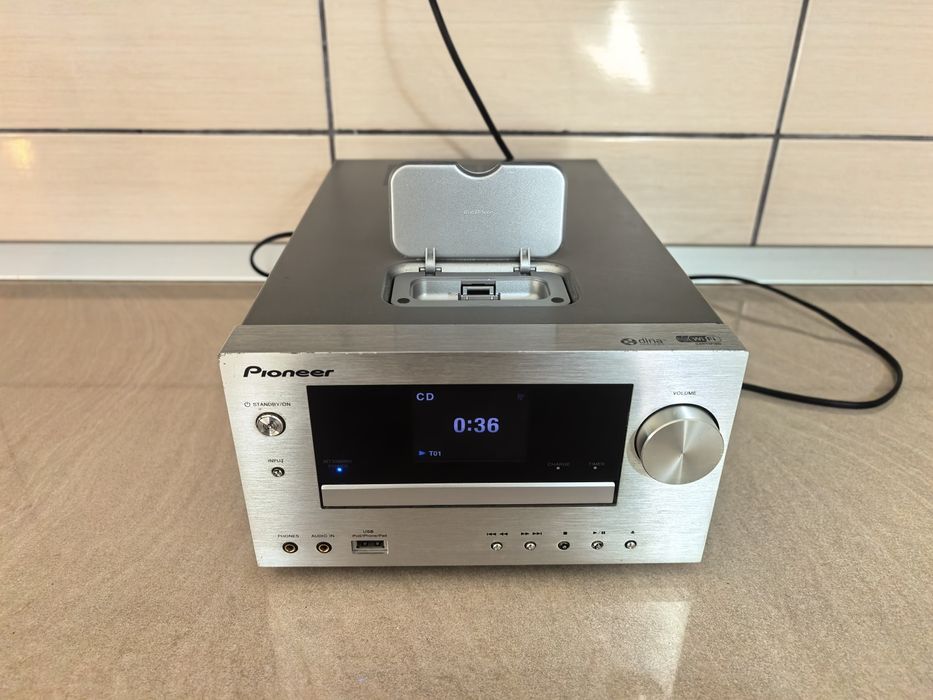 Receiver CD Pioneer XC HM 81S amplificator statie bluetooth tuner internet radio iPod