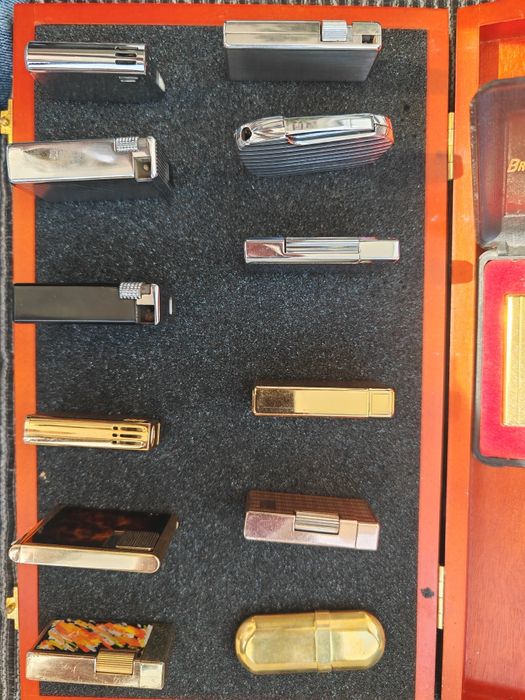 Lot 13 brichete vintage mini-colectie, functionale ani "80