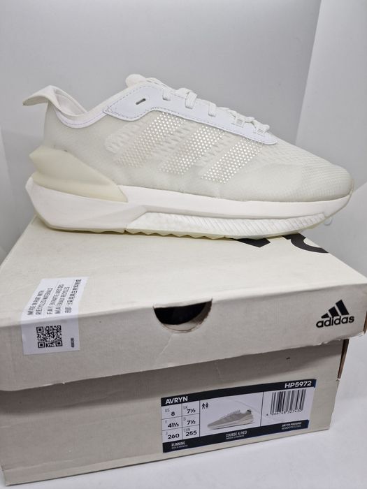 Adidas Avryn Boost HP5972 nr. 41 1/3,44 2/3