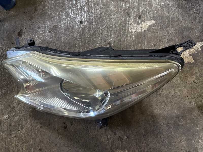 Фары Nissan Note E12 2017