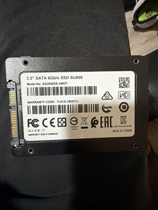 set SSD SATA – Kingston + ADATA – 1.2TB total – 100% health