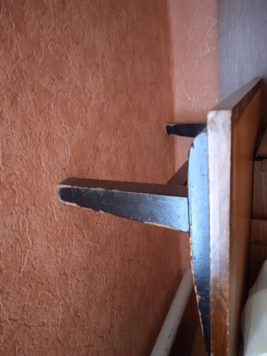 Шкаф трехдверный.