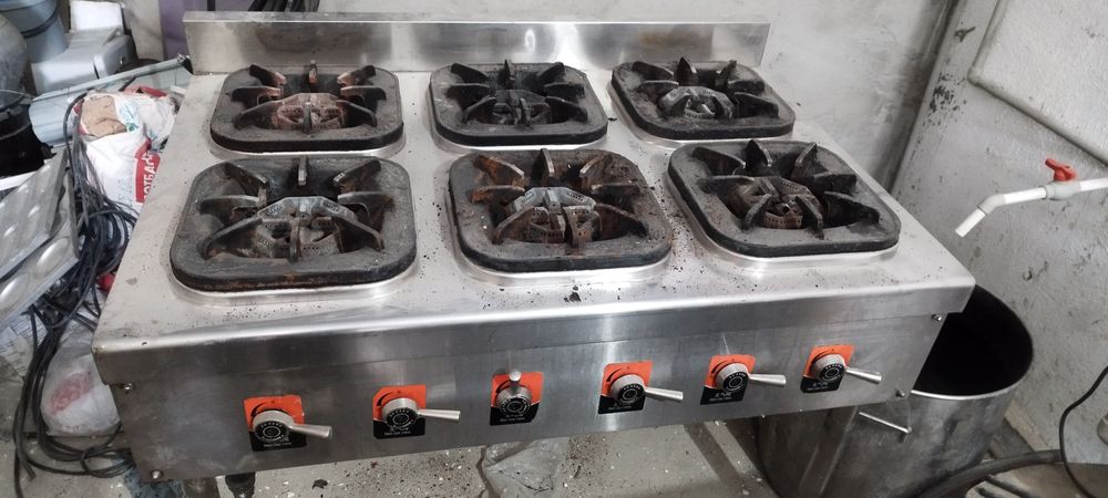 Печь газовая профессиональная для ресторана кафе