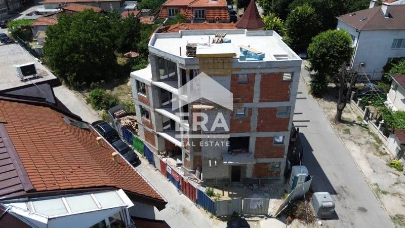 Двустаен, ексклузивен, югозападен апартамент за продажба, със самостоя
