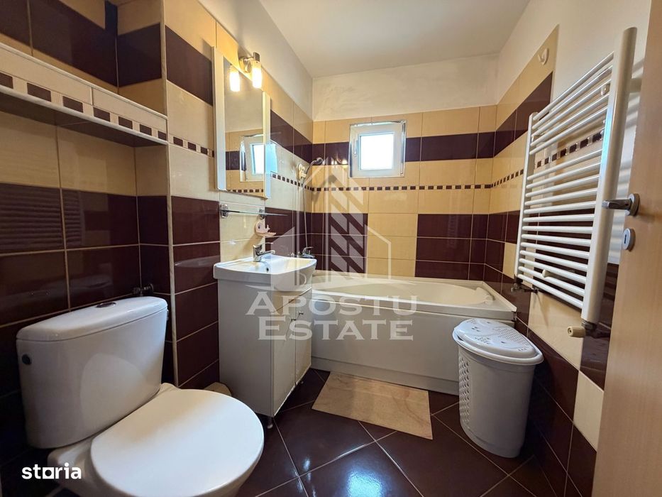 Apartament de vanzare cu 3 cam, centrala proprie,zona Lunei, Timisoara