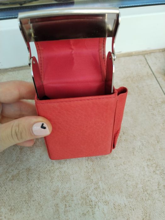 Нова табакера от естествена кожа Pelle Studio