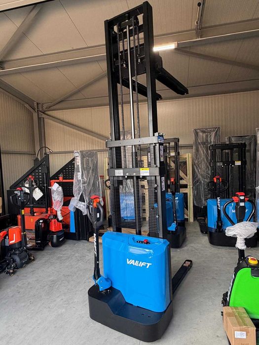 Transpaleta electrica Liza electrica cu catarg 1500kg VALLIFT