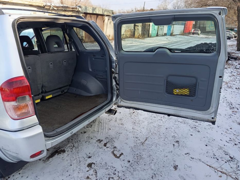 Продаётся Toyota Rav-4