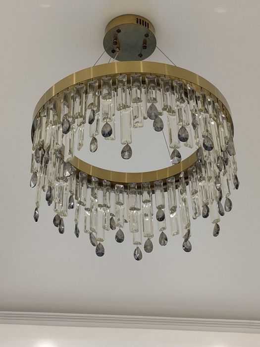 Люстры диаметр 60