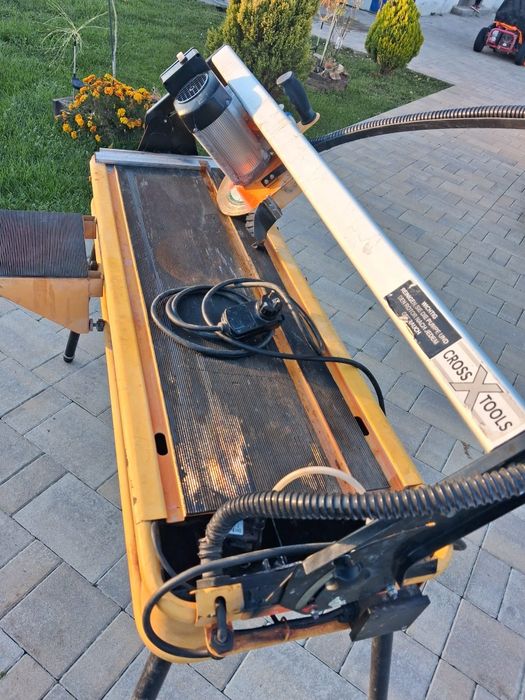 Masina de tăiat gresie cu apa  1200mm lungime