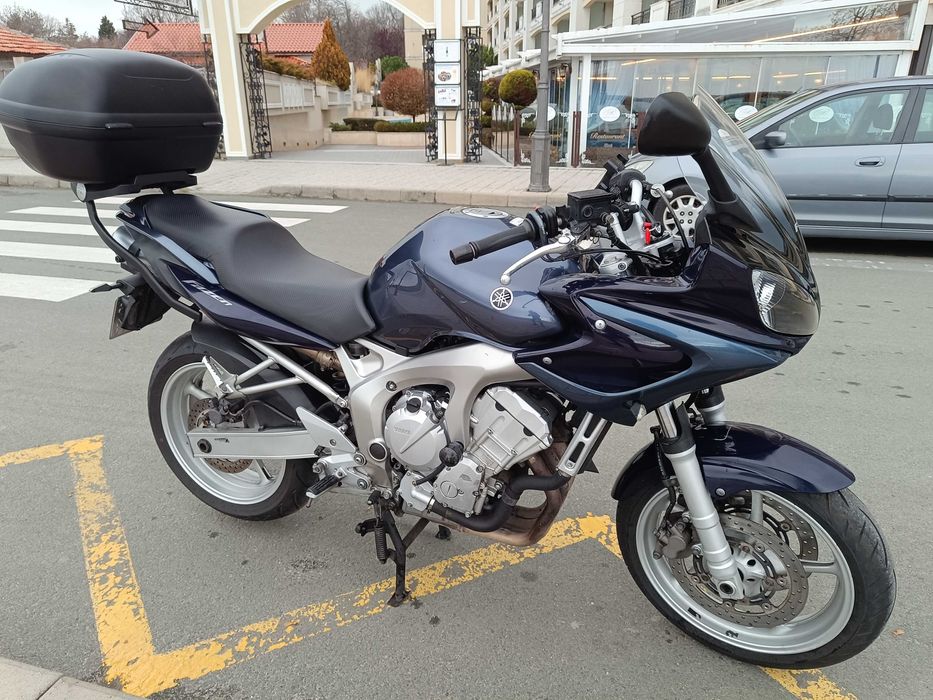 Продавам Yamaha FZ6 Fazer