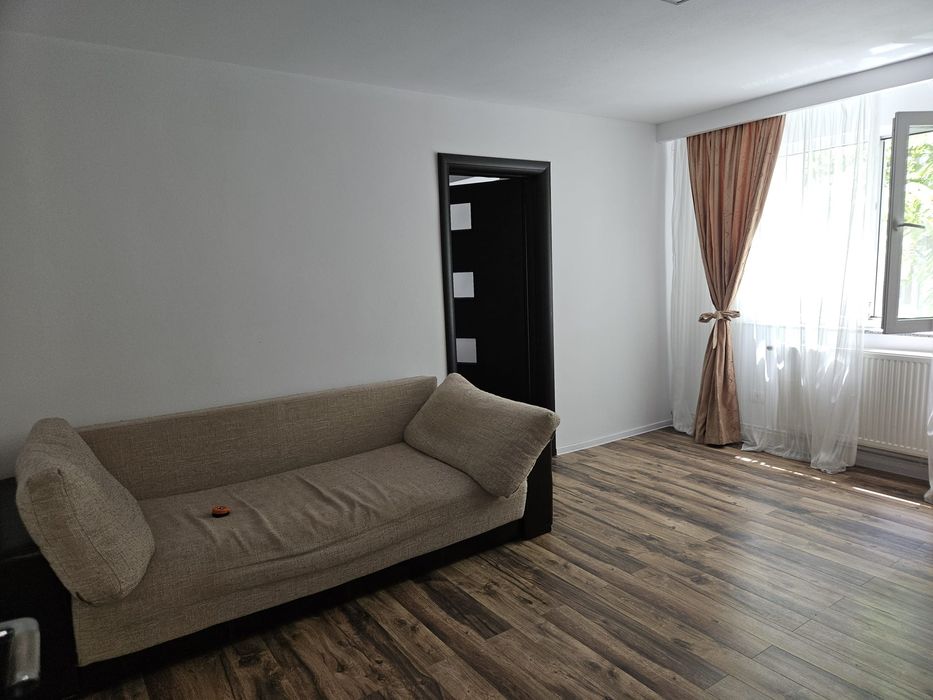 Apartament cu doua camere micut dar modern in Trivale
