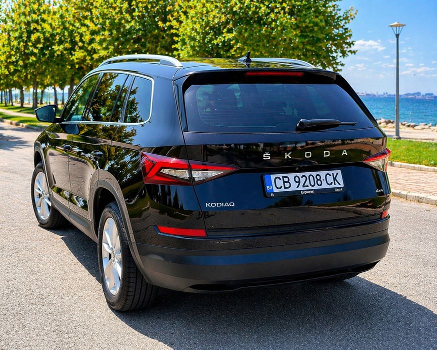 Skoda Kodiaq 4x4 DSG 200 к.с. • 7 места • 2021 • Перфектна