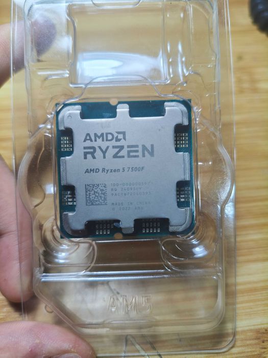 Процессор AMD Ryzen 5 7500f
