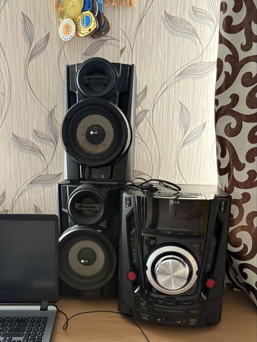 музыкальный центр