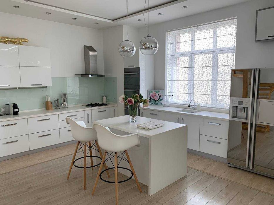 Сдается квартира в Аренду в новостройке возле метро Айбек