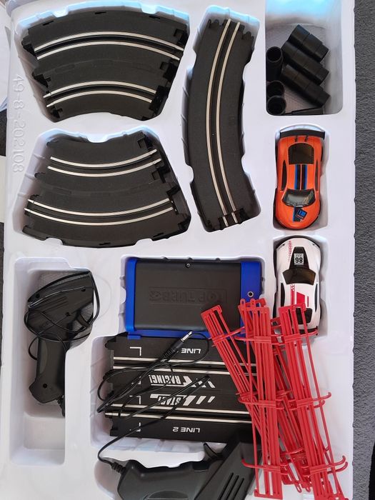 Писта с две колички