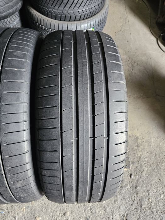2 anvelope vara 275 45 20 Pirelli Runflat