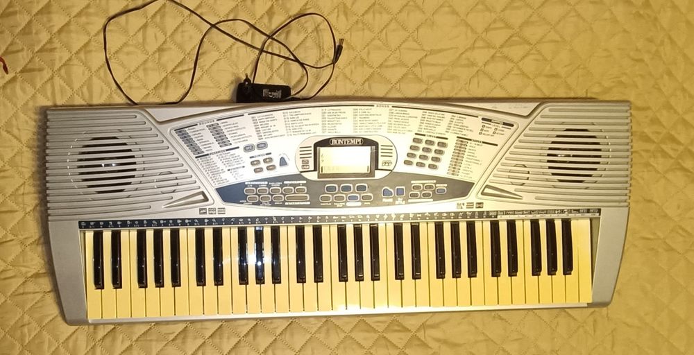 Vand orgă electronica Bontempi PM 747