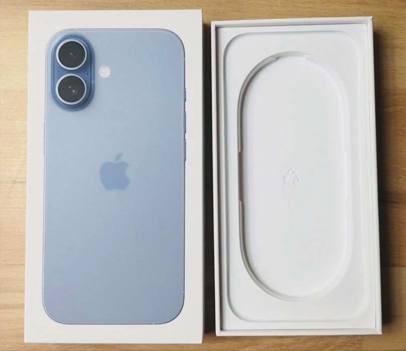 iPhone 17 / Mist blue/