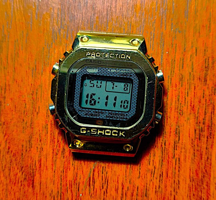 Часы электронные Casio