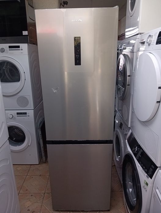 Чисто нов иноксов хладилник с фризер Gorenje No Frost 2години гаранция