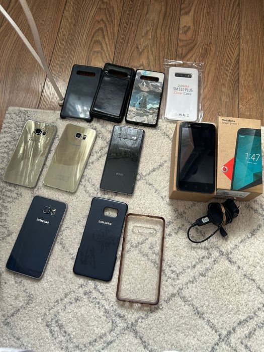 Vand lot telefoane functiobile/piese