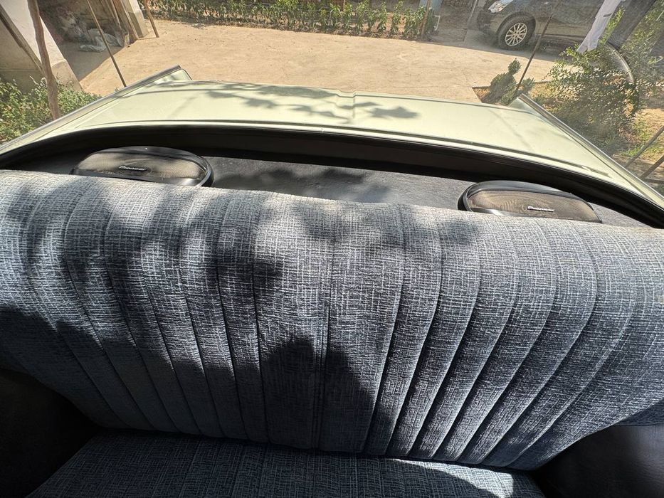 Ретро Москвич ИЖ 412