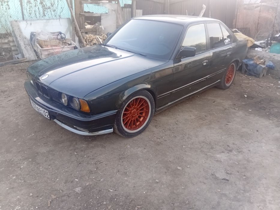 Продам запчясти на бмв е34 есть всё