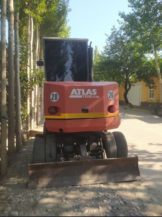 Экскаватор  ATLAS 804 М сотилади  14000
