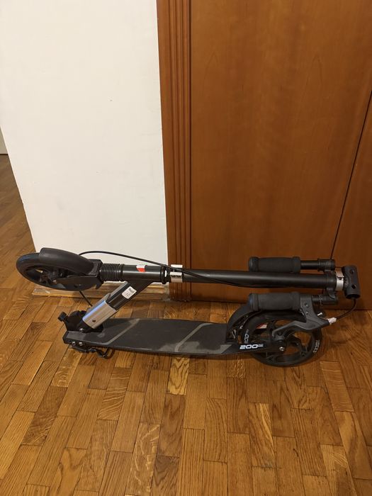 Самокат Roces 200