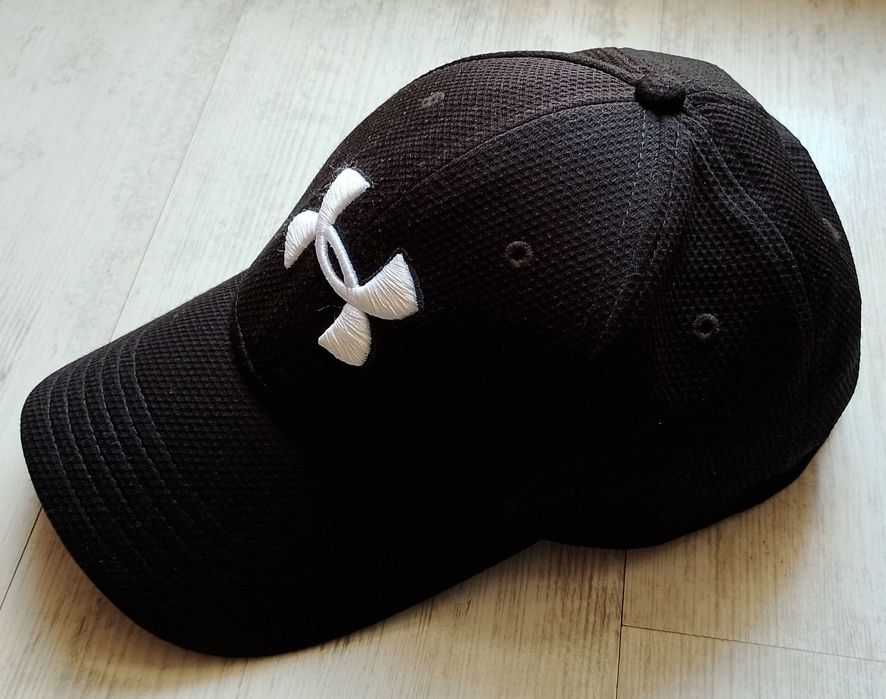 Шапка с козирка/ оригинал Under Armour