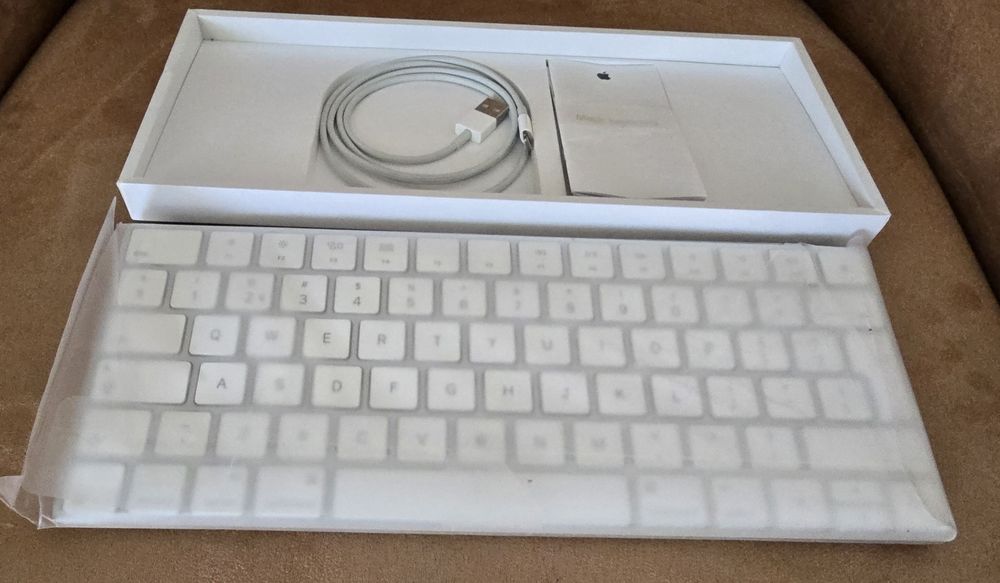 apple magic keyboard second hand si noi de vanzare • Anunturi • OLX.ro