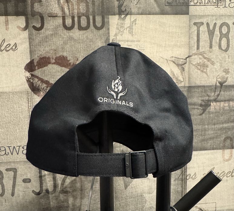 Adidas Originals шапка с козирка