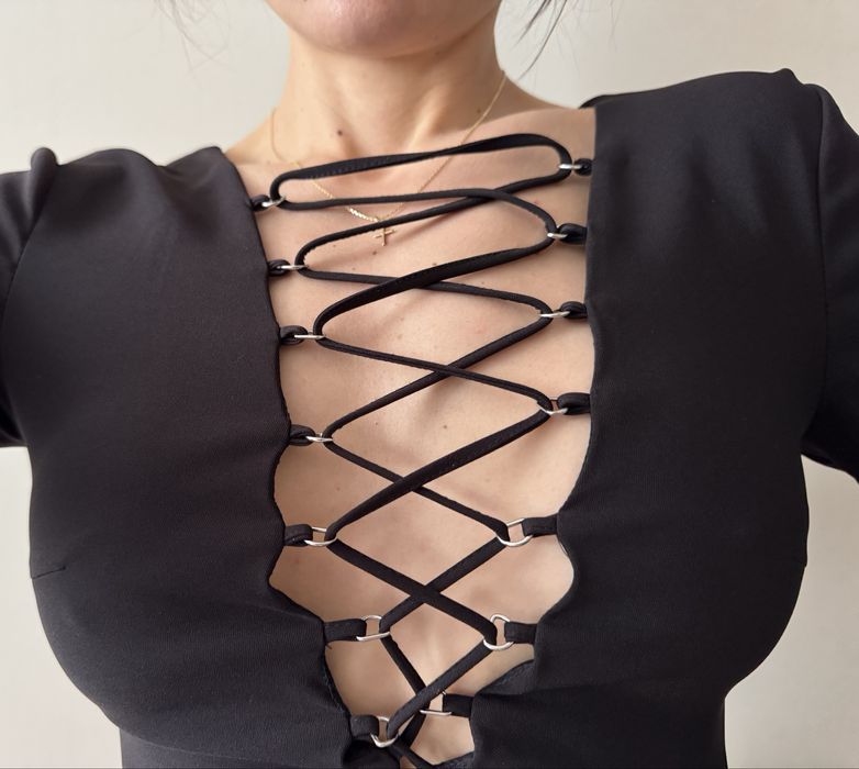 Zara елегантно боди