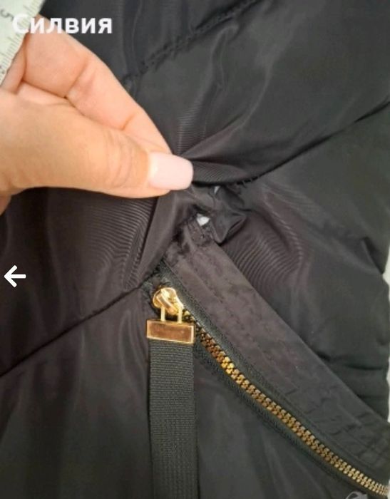 Дамски елек с качулка