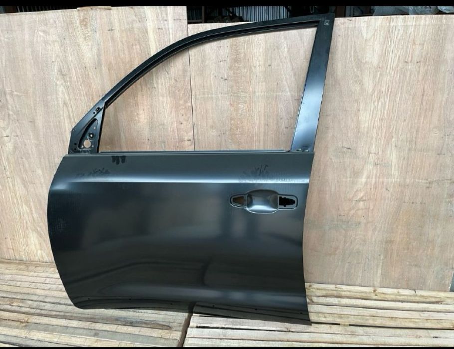 Дверь Тойота Ленд Крузер 200 18го