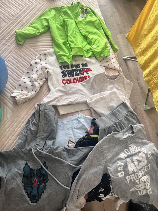 Отдам даром. Детские вещи