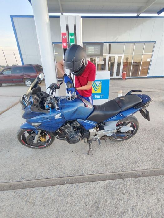 Honda sbf 2004 год