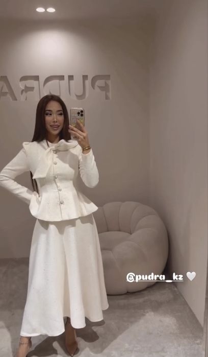 Продам белое платье Pudra